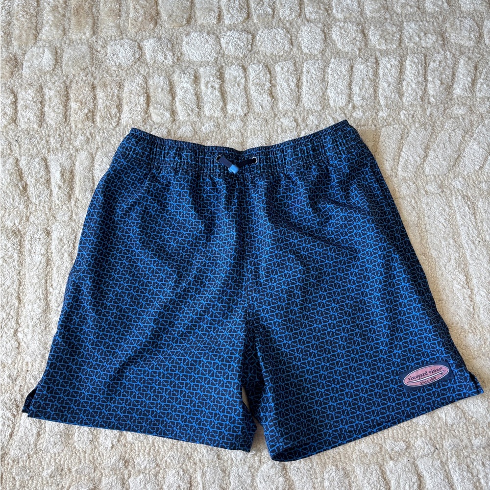 Vineyard Vines Men's Navy Geometric Swim Trunks with Pink Logo Patch